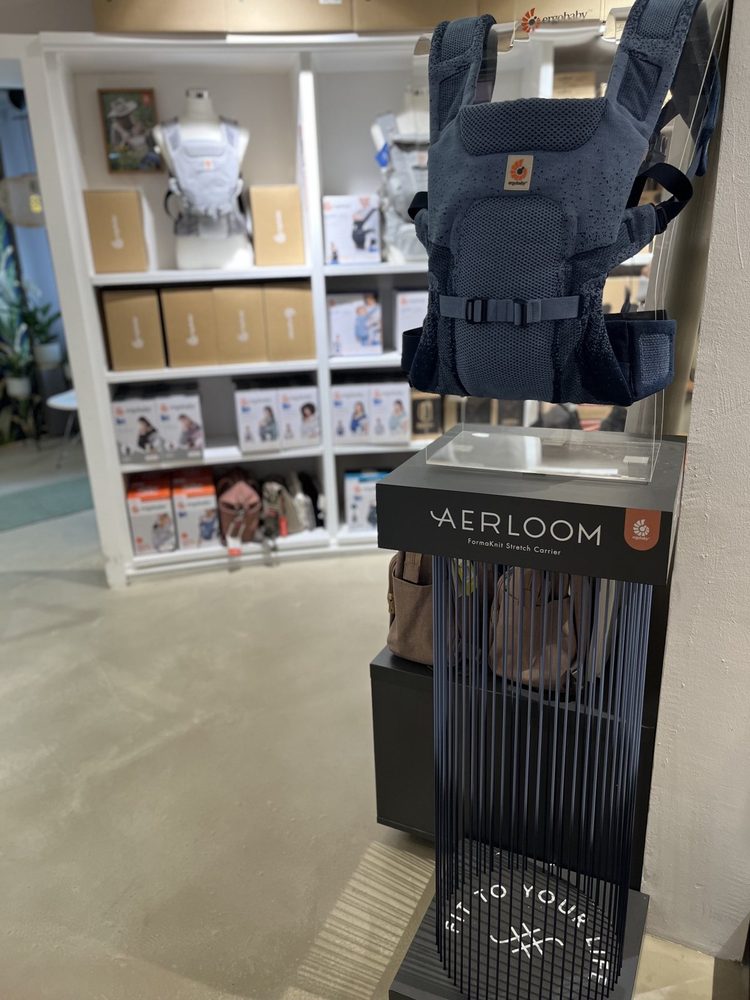 Ergobaby-Aerloom-Display im Shop-in-Shop im Fachhandel